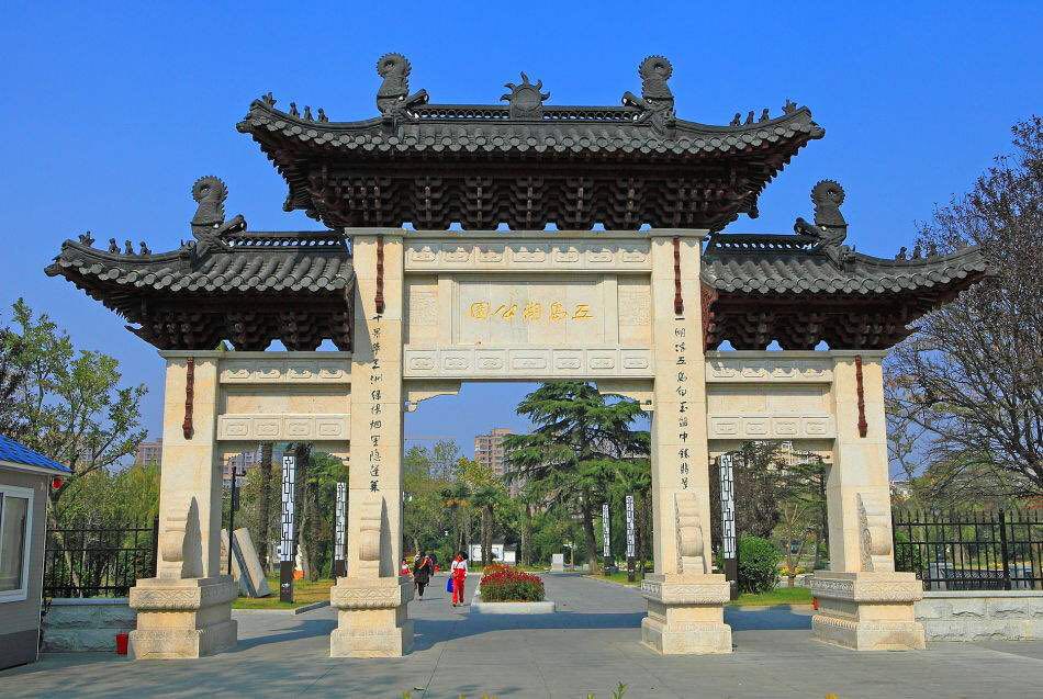 牌楼工程